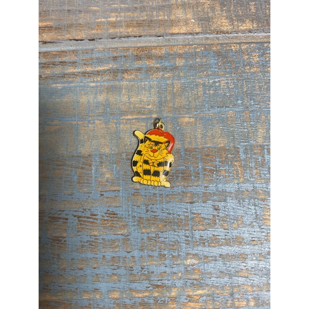 Lucky Cat Enamel Charm Pendant Gold Tone Metal